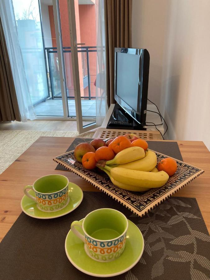 Modern In Centre Of +free Parking Apartament *