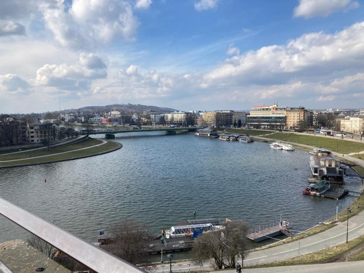 Apartament Modern In Centre Of +free Parking